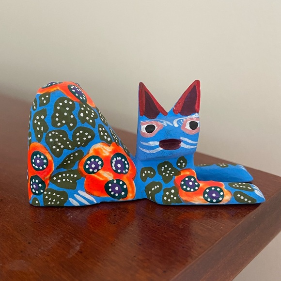 Oaxacan Other - Whimsical Miniature Vintage Oaxacan Alebrije Carved Wooden Cat